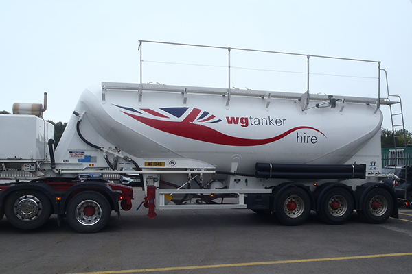 Bottom Discharger Tanker