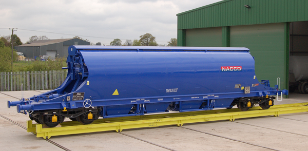 specialist-coating-rail-tanker